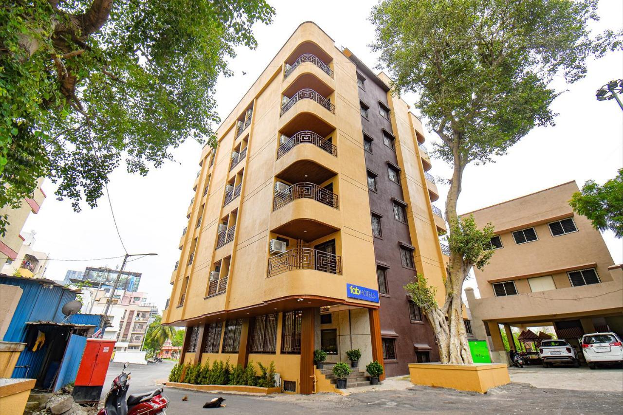 Fabhotel Gaurav Galaxy Pune Exterior foto